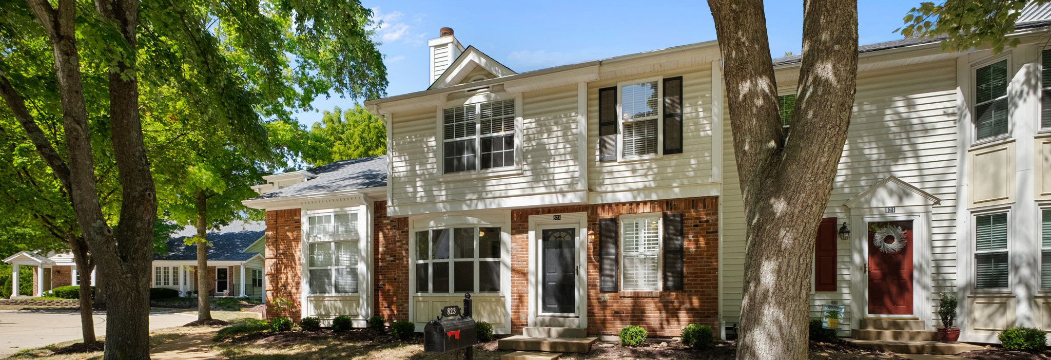 823 Hanna Court | Charming Condo in a Prime Location