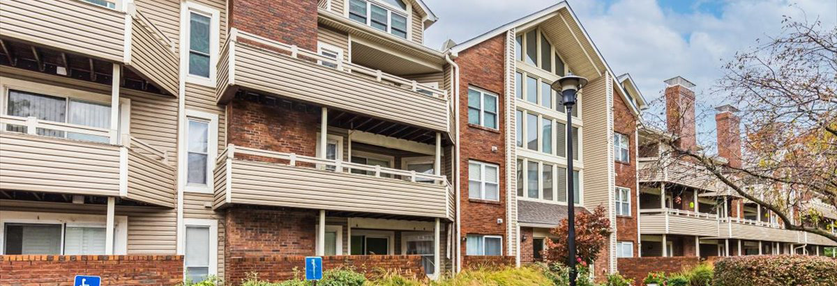 1010 Thoreau Court, #211 | Well-Maintained Condo in Sought-After Briarcliff Community!