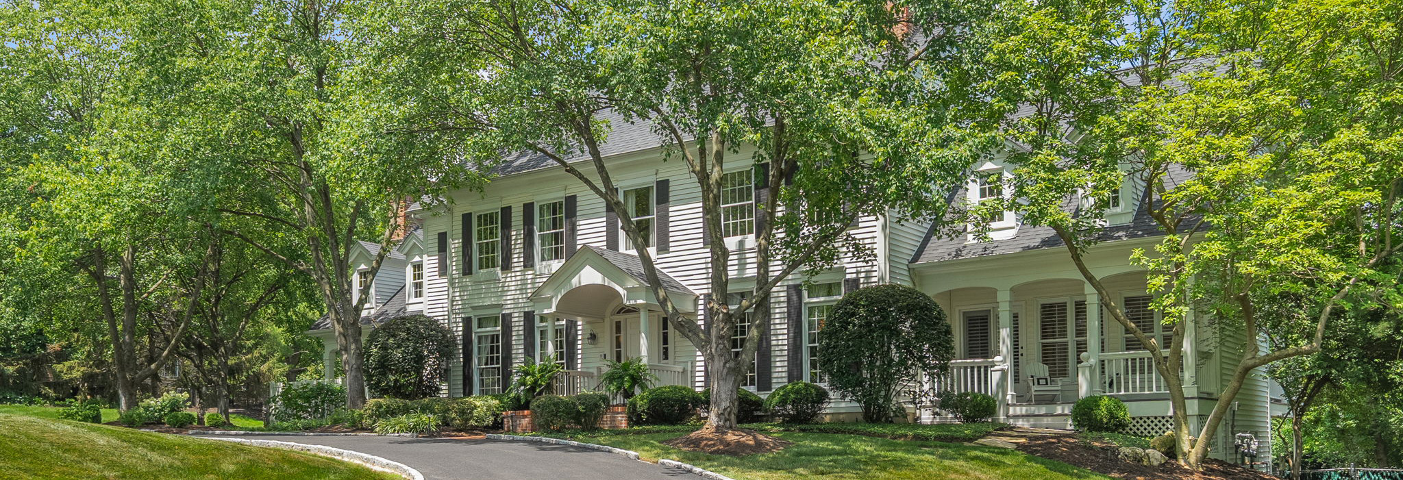 10407 White Bridge Lane | Elegant Colonial Home
